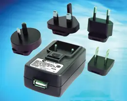 USB LPS-Steckernetzteil für Klasse II, doppelt isoliert, 5 W (Watt) Ausgangsleistung, austauschbare Kontaktstifte die mechanische Konfiguration entspricht dem neuesten israelischen Standard SI 60950 Part 1, Modell GT-41078 Baureihe